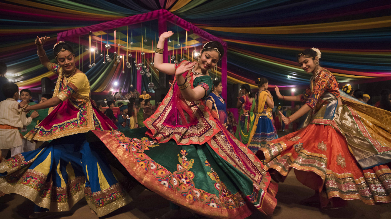 Navratri Smile Guide: 9 Days, 9 Oral Health Tips